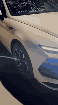 سلام عليكم سوناتا مديل 2025 دخول جديد وارد كوري غاز فقط بلادي بدون رقم تترقم اي محافظة السعر 195$ اتصال *********** كفالة عامة السيارة
