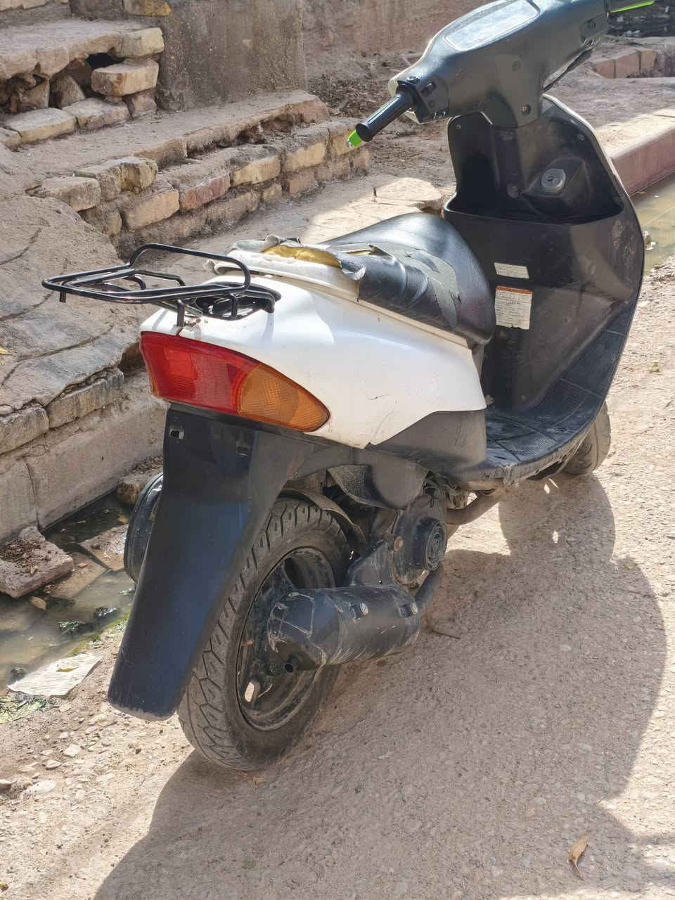 دراجه ساسوكي للبيع مجفته مره وحده اوراق سعر ١٢٥ قفل مكاني ميسان


**إذا كنت صاحب هذا الإعلان وتريد حذفه لأي سبب، رجاءا أرسل رسالة إلى الدعم الفني**