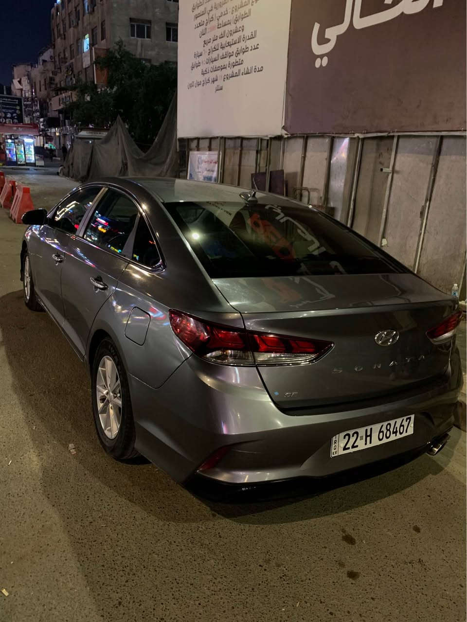 السلام عليكم سوناتا 2019 رقم اربيل حادثها جاملغ امامي ايسر فقط بدون ايرباك بدون دواخل و بيها صبغ شويه بالجاملغ الخلفي رقم اربيل الجديد و سنويه جديده السياره ما ناقصها شي ابد كير و مكينه كفاله من كلشي و تدفئة و تبريد و حداديه و تخم تاير توني شاده السياره جاهزه حتى منظومة زنون بيها و غرفتها كللش جديده مواصفاتها شاشه جبيره و رادارات جانبيه و خلفيه و كامره دواره و انظمة قياده و باقي المواصفات المعروفه للسوناتا السعر 128
هاتف ***********
اثير *********** البصرة, العراق
