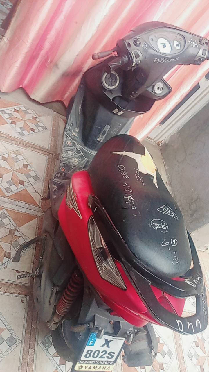 السلام عليكم للبيع ماكس ثعلب 140مكينه مكفوله وبلاديه كابريتر بلاديه مامفتوح بيه برغي كله شغاله من طول لطول مابيه نقص دراجه ومال جناي تاخذه وتترحملي ترايك وين متريد  خير من الله شلعه ومعدل دراجه جاهزه سعرهر

مكاني بغداد محمودية
هـ/***********
