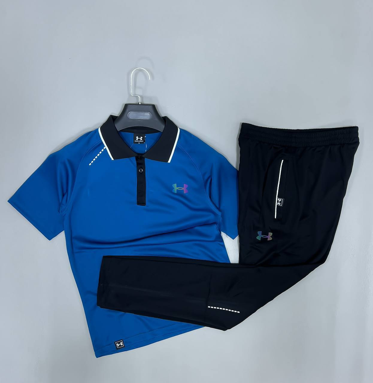 تراك ستن درجه اولى ياخه 
القياسات M L XL XXL 
الشد 16 قطعه 4 الوان 
سعر الشد 176 الف


**إذا كنت صاحب هذا الإعلان وتريد حذفه لأي سبب، رجاءا أرسل رسالة إلى الدعم الفني**