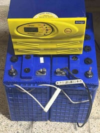 عاكسه  معروفه نوعها 8امبير مع بطاريات سعه البطاريه 240امبير النظافه حي...