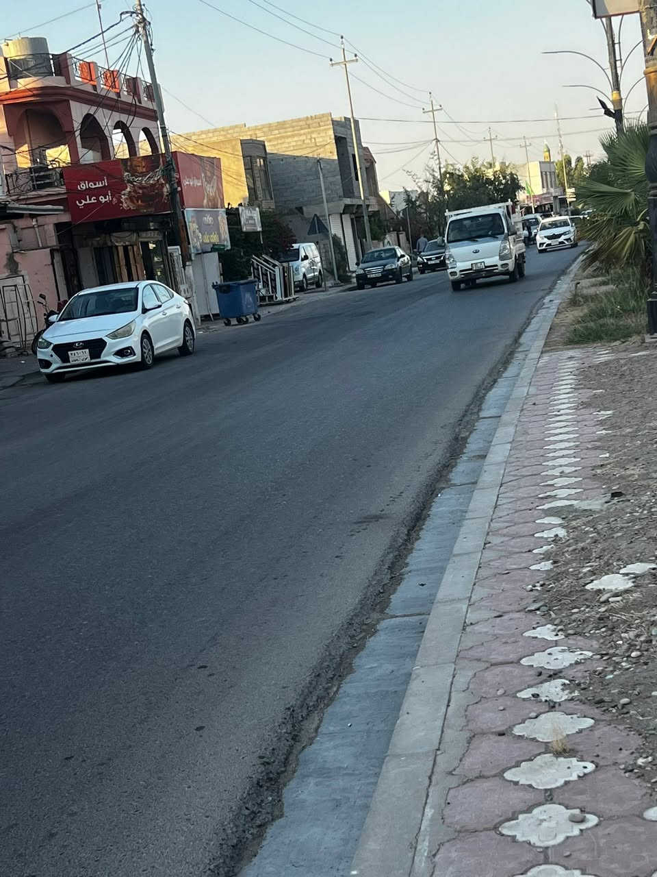 🏘🏘بيت للبيع ديالى خانقين / علم دار على شارع العام تجاري زراعي حكومي مقدم معاملة لبلدية مشمول بقرار 320 التمليك 
مساحة 85 متر طابقين 
طابق الاول 
1 غرفة نوم وصالة ومجمع صحيات  
طابق الثاني  
1 غرفة نوم وصالة ومطبخ حار وبارد  ومجمع صحيات وبتونه 
ودرج امامي وخلفي 

السعر / 65 مليون بي مجال 

للأستفسار اكثر اتصال بالارقام فقط 
***********
*********** 
مكتب فريا موفق للعقار
