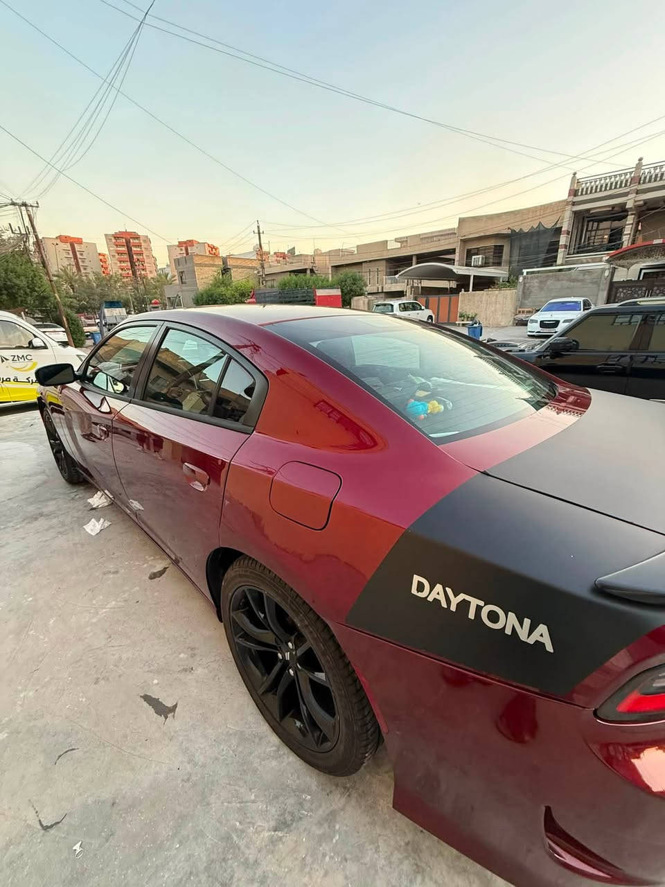 للبيع او المرواس ب RT 
السلام عليكم جارجر 2017 3600  sxt رقم بغداد المرغوب سيارة اصل اصلل تو ويل سيارة كفالة عدا صورة الحادث الموجودة سيارة وبيها شخط مرفق بالصورة باقي السيارة كفااااالة دعامية محدثة SRT تايرات جديدة كير مكينة كفالة سيارة خير من الله ماشية 120 الف كيلووو وليس ميل سيارة سونر بيها لا قطع مفتوحه ولا صبغغغغ نهائيااا بجم مقفل مال شركة عدا الدعامية محدثها شرط الفحص والسونر 
سيارة شرط تجي نفس الصور تلكاها ماكو اي فرق بالكلام شرط فلوس التكسي انطيك 

السعر 185 وبيها مجال

مكانها بغداد الجديدة 
***********
