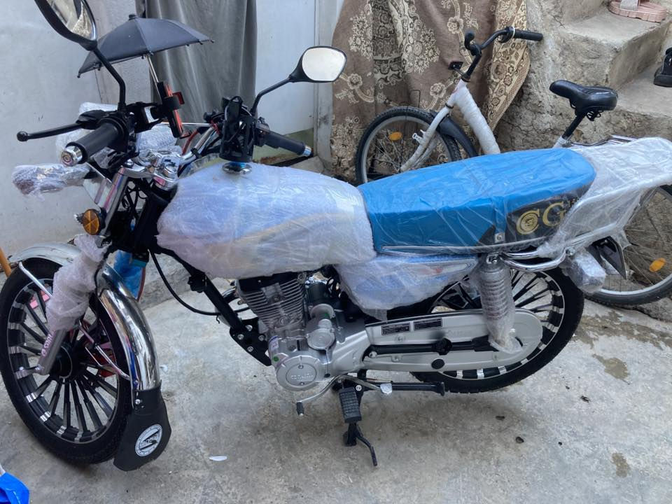 السلام عليكم شباب دراجه إيراني ٥كير سونيك باب اول مرقم كركوك رقم شرط تحويل موديل 2025شباب لحد يتعامل قفل مليون و600جماعت مليون و 500لا تعب نفسك ما ابيع دراجه بعده صفر ما ماشي هوايه ***********
