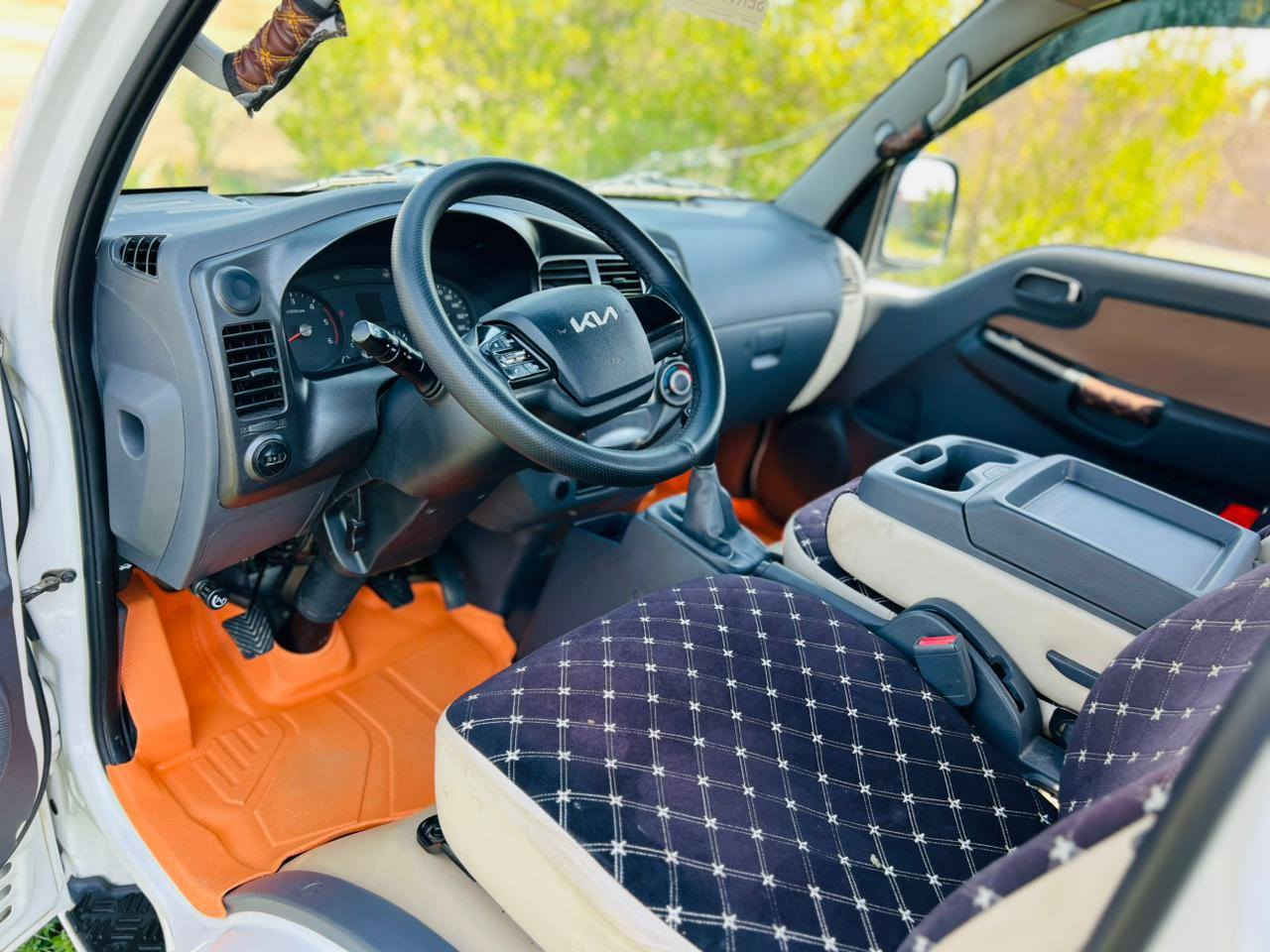 السلام عليكم بيع مستعجل

كيا بنكو 2024 للبيع ✅ مكفولة عام فولل 

رقم بغداد نكليزي 

#ماشية40 ألف km

مكفوله كفاله عامه  نضافه100٪؜✔️

لاضربه ولا صبغ ولا بارد ولا شخوط ولا رصعات 

#مكينه 2700 مفتوح مكينه وكير على وضع الشركه غلاف جديد 

كهربائيات كله شغاله سياره جاهزه من كل شي 

تخم تاير جديد + سبير الشركه مانازل☑️

تبريد + تدفئه فولل ✅

السعر:(159)$ وبيه مجال لل الشراي ووالطيبين

العنوان: بابل على الدولي يم جسر الشوملي 

رقم الهاتف والاستفسار: ***********
