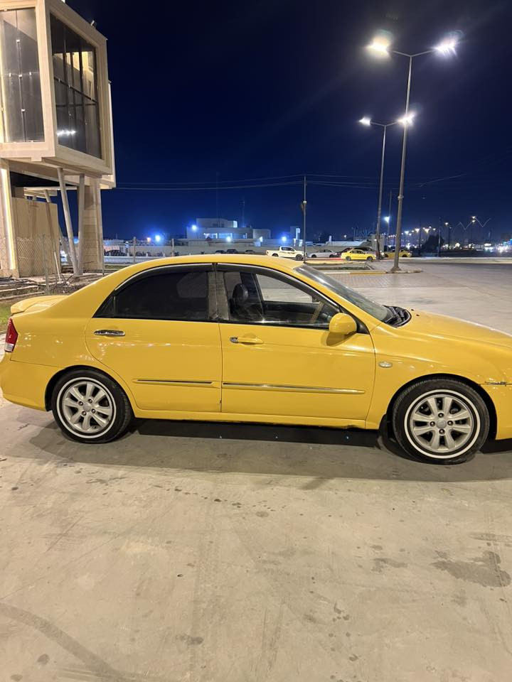 السلام عليكم ورحمة الله وبركاته
للبيع كيه سيراتو 2008سياره خير من الله 

مكينه كير حداديه بشرط رقم نجف شرط التحويل 

خليجي مكفول ماعده ربع الجاملغ المامي موضح بلصور 

السعر ٧٢وبيهامجال 

العنوان كوت ***********
