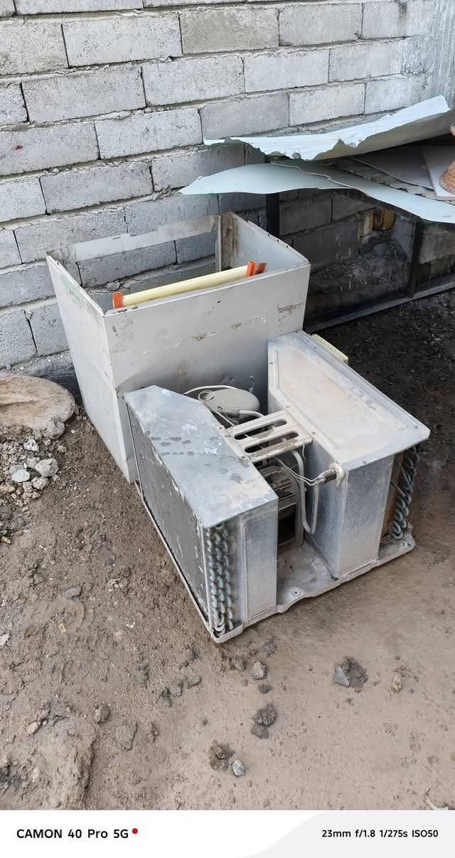 مكيف جنرال للبيع كامل جيب وشد فوول تبريد ثلج، يحتاج بس غسل تنظيف
السعر 275 الف وبي مجال 
العنوان قضاء المدينه منطقة ابو غريب ***********
