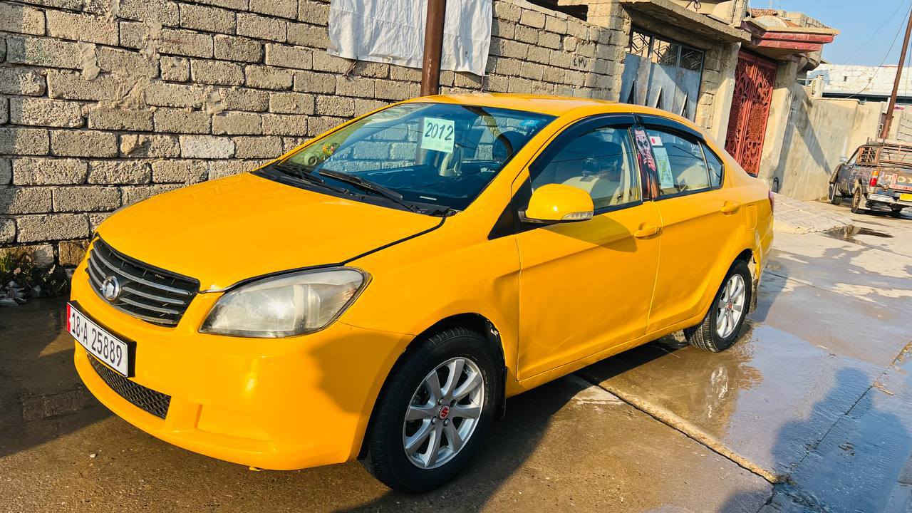 سيارهGREATWA (كريت ول)
تكسي موديل 2012 
سنويه جديده رقم انكليزي بابل
شرط التحويل
المكان الموصل الجانب الايمن
السعر 45
رقم المبايل ***********

ملأحظه السياره جاهزه من كلشي ماتحتاج بس ستر الله
