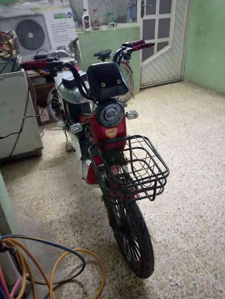 /السلام عليكم ورحمه الله وبركاته اخوتي خواتي بخيل المايصلي عل نبي/ للبيع ماطور شحن اربع بطاريات ابلوتوث عل جهاز شغال سرعتو 90 الماطور ماشاءالله نظيف الشاري يجي يشوف السعر /200/ربي مجال بصيط باقي استفسارات اتصل/***********/
