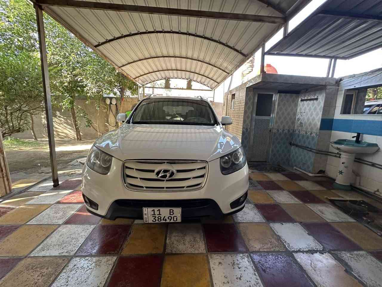 السلام عليكم سنتافي موديل 2011رقم بغداد مكينه 6سلندر فول موصفات السياره جاهزه من كير مكينه حداديه تخم تاير جديده السياره مال جناي بيه صبغ قبق الجنطه ورش باب الصدر اثر شخط بدون فتح وتبديل وبارد السعر 158 وبيه مجال للشراي وبالخدمه مكان السياره بابل ناحيه النيل 
للاستفسار ***********
