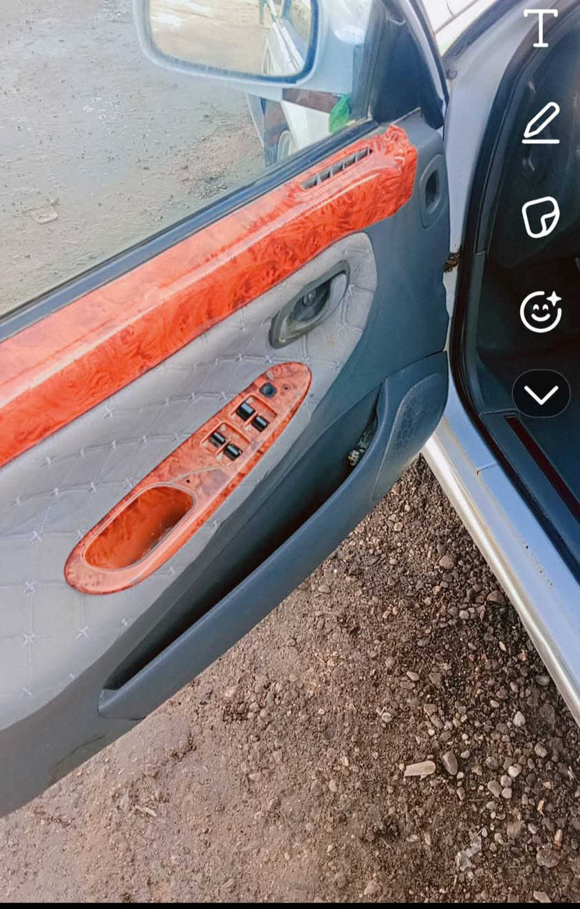 السلام عليكم
برنس فراشه موديل 1996 مكينه 2000 نضيفه رقم بغداد دولي جديد هزه جديده سياره نضيفه وحلوه مال جناي غرفه جديده  جديده ودواخل جلد اسود بلادي مشط جديد جدا تبريد ثلج تخم تاير جديد حداديه نضيفه بس الكير بي تاخير بل بگ فقط شلعتها فول الفول بس ابيع كير كايم مكان ديوانية بل عافيه عل ياخذها السعر (45) بي مجال قليل جدا للشراي 
الرقم ***********
