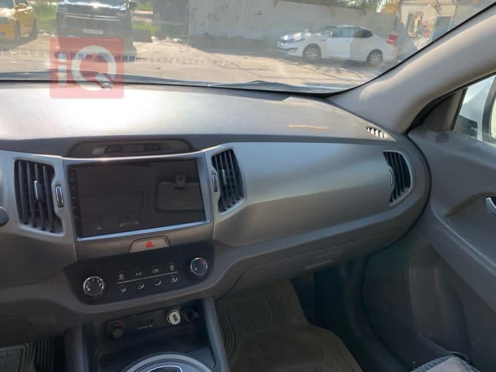 السلام عليكم كياسبورتج 2014 رقم بغداد الدولي الجديد وارد أمريكي بدون حادث فقط خشم جاملغ صبغ بلعراق بدون دواخل بدون تبديل ليبل واحد سياره السياره مال بيت استخدام شخصي يعني بحاله جيده محرك وكير مكفولات صدر امامي خلفي جديد شاده منظومه تبريد جديده تتدفه شغال تخم تاير جديد كهربائيات شغاله مابيهه اي نقص السعر اخوان 131 مجال بسيط جدا وماكو بهيج سعر
محرك 2400
قطعتين تبريد
شاشه كار بلي
تحكم ستيرن جهتين
انظمه قياده عدد ٣
تحديد مسار + مانع نزلاق
حاكيه بلوتو
منظومه زنون شادهه
مابيهه اي نقص
اخوان مكان سياره بغداد للستفسار رقم صاحب سياره
***********
