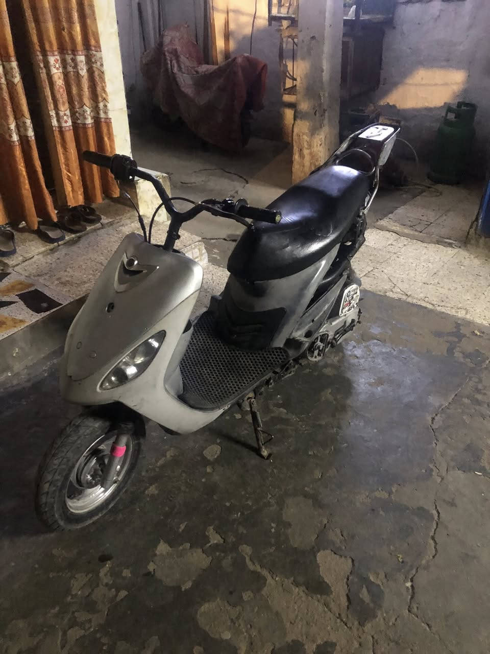 السلام عليكم البيع ماكس قجما شوفت عينك دراجا وصخا ونصبتها شك لكع دراجا مبوشا 55
كلجات رياضي لمامي ولخلفي دراجا خير من الله شلعا شك لكاع ومعدل تخبل السعر خاص رقمي واساب ***********
