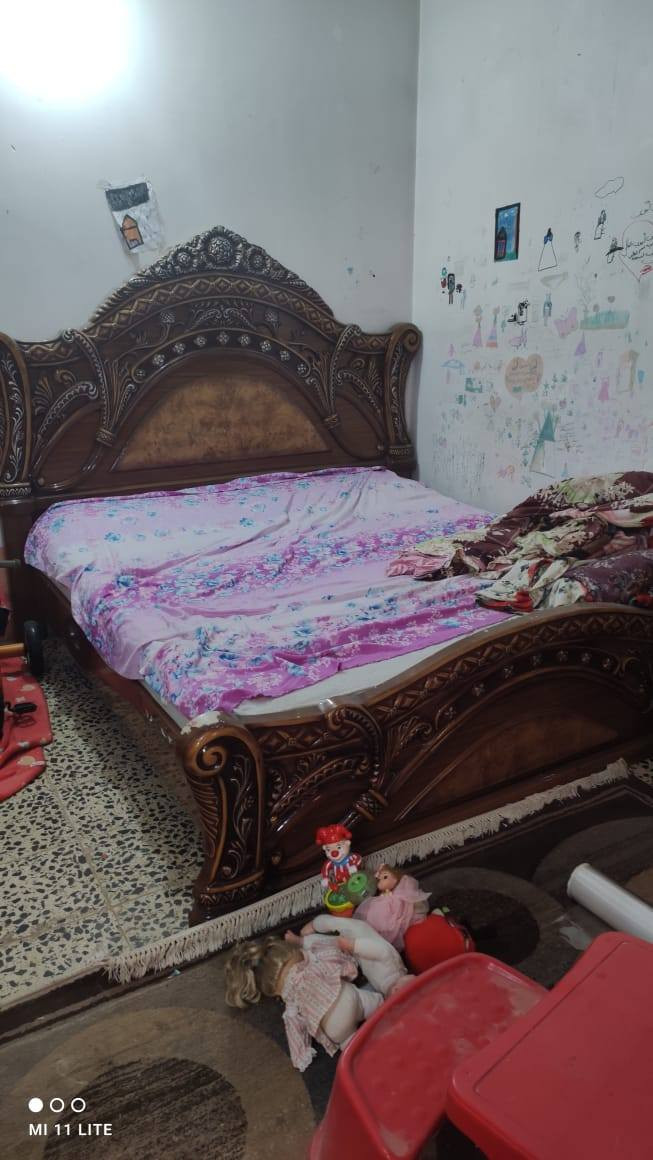 غرفة نوم للبيع السعر ٢٥٠،٠٠٠ مع الدوشك المكان نجف حي العسكري كبل ***********
