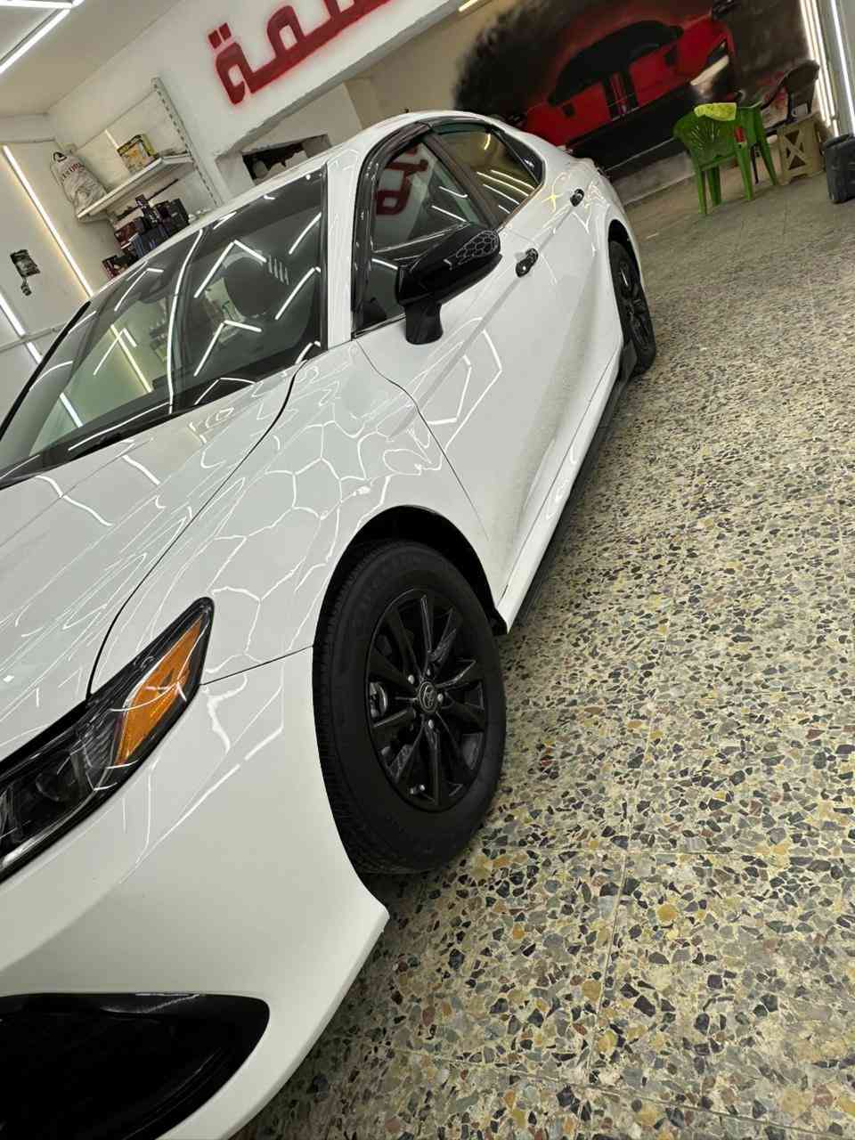 كامري هايبرد أمريكي 2024 كلين بدون صبغ بدون تبديل فقط بارد كل التفاصيل مذكوره بالصور
السونر 
المشي 
صور الحادث 

✅️ مواصفات LE بصمه 
✅️ضرر بارد بين الباب والجاماغ شبر 
✅️دخول ذكي
✅️رادار 
✅️قيادة ذاتية 
✅️تحديد مسار 
✅️مانع تصادم
✅️كشن  كهربائي 
✅️هاند بريك كهربائي 
✅️اوتو هولد 
✅️ثلاث وضعيات قيادة سبورت ونورمل وايكو
✅️كار بلي
✅️كامرة خلفية  
✅️مكينة ٢٥٠٠ هايبرد 
✅️السيارة بأسمي رقم جديد 

السعر ٢٢٠ $ قفل 

📍مكان السيارة بغداد السيدية للإستفسار 
***********
