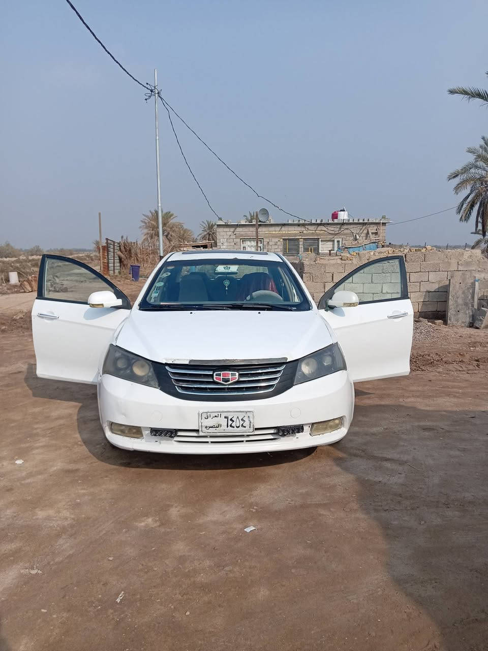 السلام عليكم شباب سياره للبيع جيلي ام اكراند رقم بصره صدامي خصوصي مكينه وكير جدد سياره جاهزه بيه شقلات بصيطه اخوان سياره  مكانه السيبه السعر ٣٦ استفسار بخصوص سياره اكثر ***********
