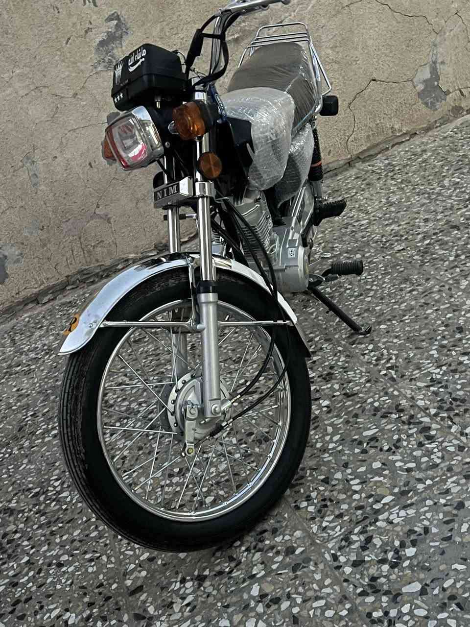 للبيع 27.   ***********
