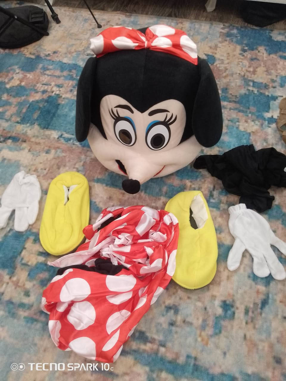 اخوان متوفر زي ميكي ماوس جديد ما مستخدم كوالتي عالي بسعر مناسب مكاني بصره لا يوجد توصيل
***********
