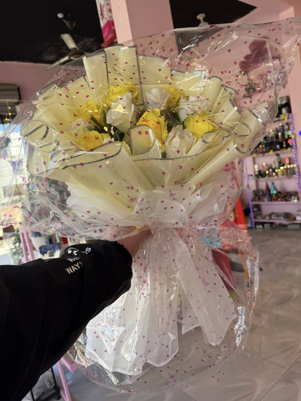 سلام عليكم حبايبي محل رحيق الهدايا كلشي متوفر بل محل كافت أنواع الهدايا يوجد لدينا خدمت توصيل ***********
