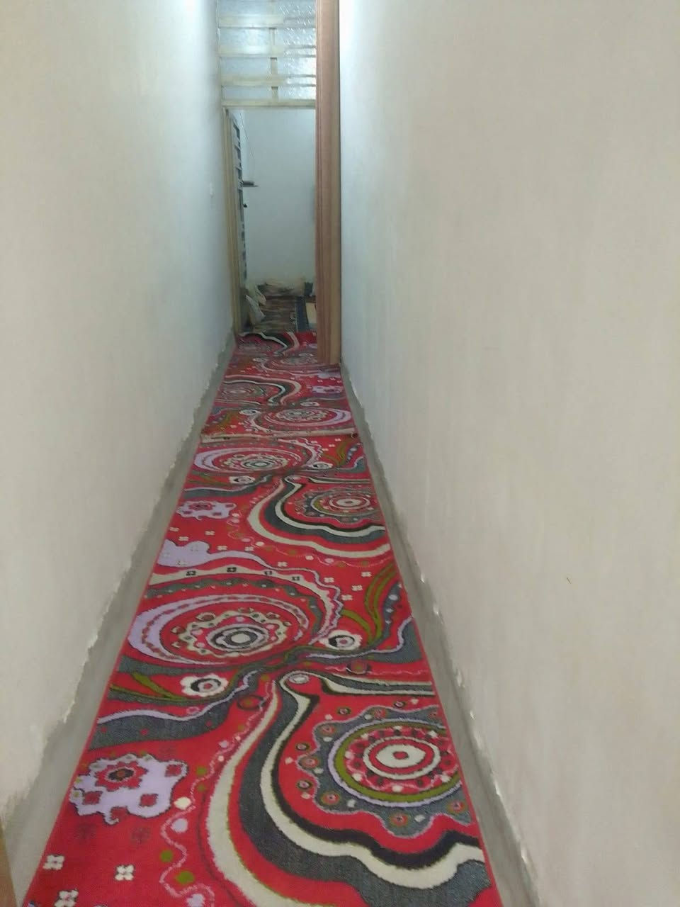 السلام عليكم للبيع بيت مساحه ١٢٠ البيت مسلح مكان البيت ام الكبر والغزلان البيت عله وجهين
مقابيل مدرسه الكرفانات 
الاتصال ***********
