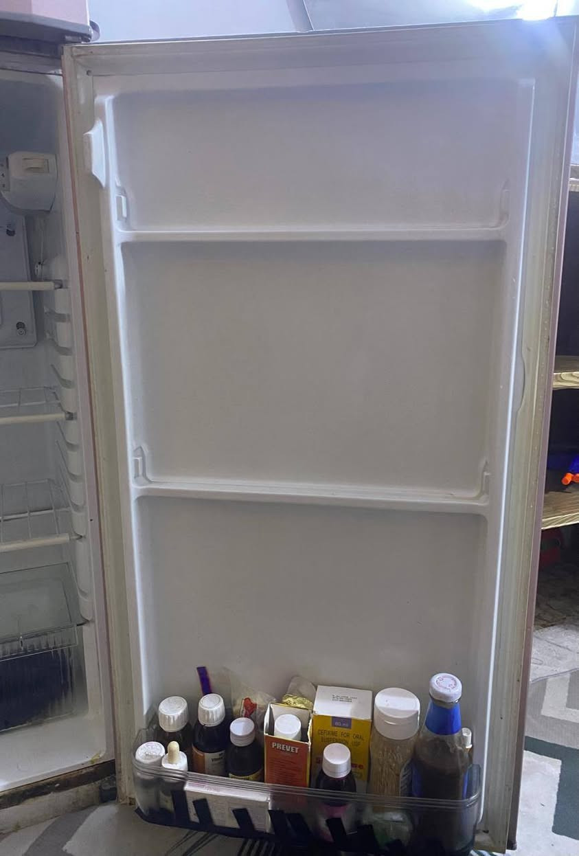 ثلاجه ١٠قدم.. مستعمله مداخله تصليح وتبريدهه ممتاز سعرهه ٢٥٠ وبيهه مجال العنوان بغداد


**إذا كنت صاحب هذا الإعلان وتريد حذفه لأي سبب، رجاءا أرسل رسالة إلى الدعم الفني**