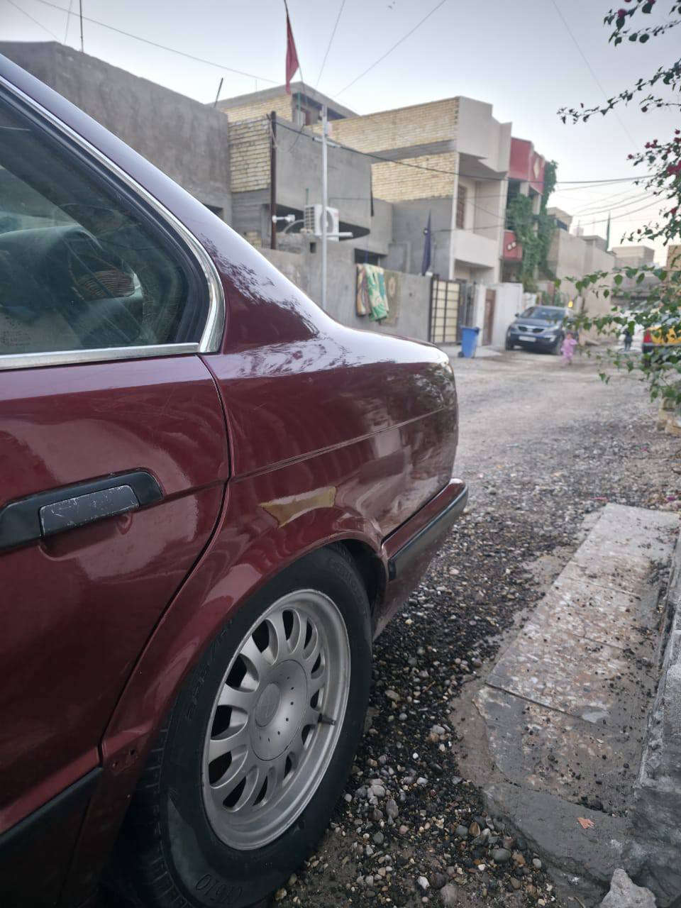 السلام عليكم ...

بيع او مراوس حسب القناعه
BMW 525i 🇩🇪 
                                                                  طراز 1990 أصل بليته وسنوية 
سنوية لغاية 2030 باسمي رقم سليمانيه 

مكينه مسكر عدل (كبس)
مكينه وگير بشرط تبريد ثلج ❄️
داخله كلش حلو تلبيسه جلد من شركة BMW 
تخم اطارات جديده 
صدر امامي و خلفي جديد 
تخم قايش ورولات جديد 
تخم بلك ونوزل وفيت بم وتخم صوندة مال بانزين كله جديد 
ادامه كامله
منظومه لايت زنون بالعالي 
تدفئه بالكشن كشن ميكانيك 
كامره بگ بالمرايه 
سستم صوت يخبل السعر المطلوب 59 $ مكان السياره 
بغداد أو كركوك 
استفسار *********** أو ***********
ملاحظه الدعاميه الخلفيه جديده وغراضه كامله بس بعدني مامكمله بغداد, العراق
