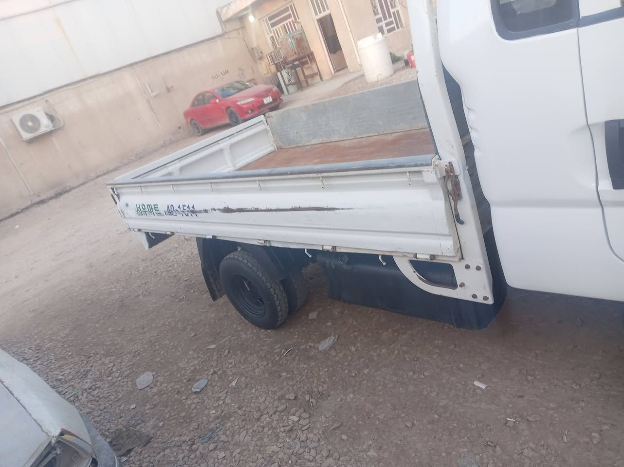 سلام عليكم كيا حمل موديل 2015 السياره بيها طخه بربع السياره جاهزه من كلشي مكينه كير حداديه تخم تاير جديد مابيه نقص مكاني بابل تلفون *********** علمن السياره رقم بغداد صدامي سنويه ٢٠٢٠ راعيها متوفي وباقي تفاصيل اتصل بخدمتك سعرها 80 وبيها مجال
