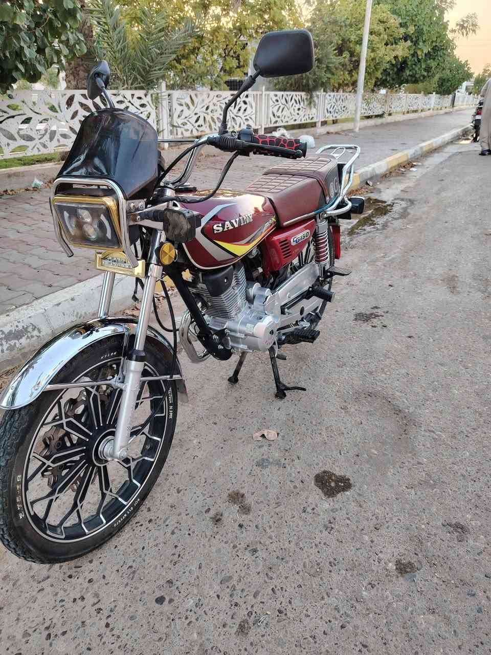 دراجه للبيع موديل 25 بعدها زيرو صار شهرين من مشدوده ماشيه الف فقط دراجه كفاله عامه كلشي شغال بيها محرك مكفول كلشي بيها مكفول السعر 850 وبيها مجال تواصل خاص او على رقم 
***********
