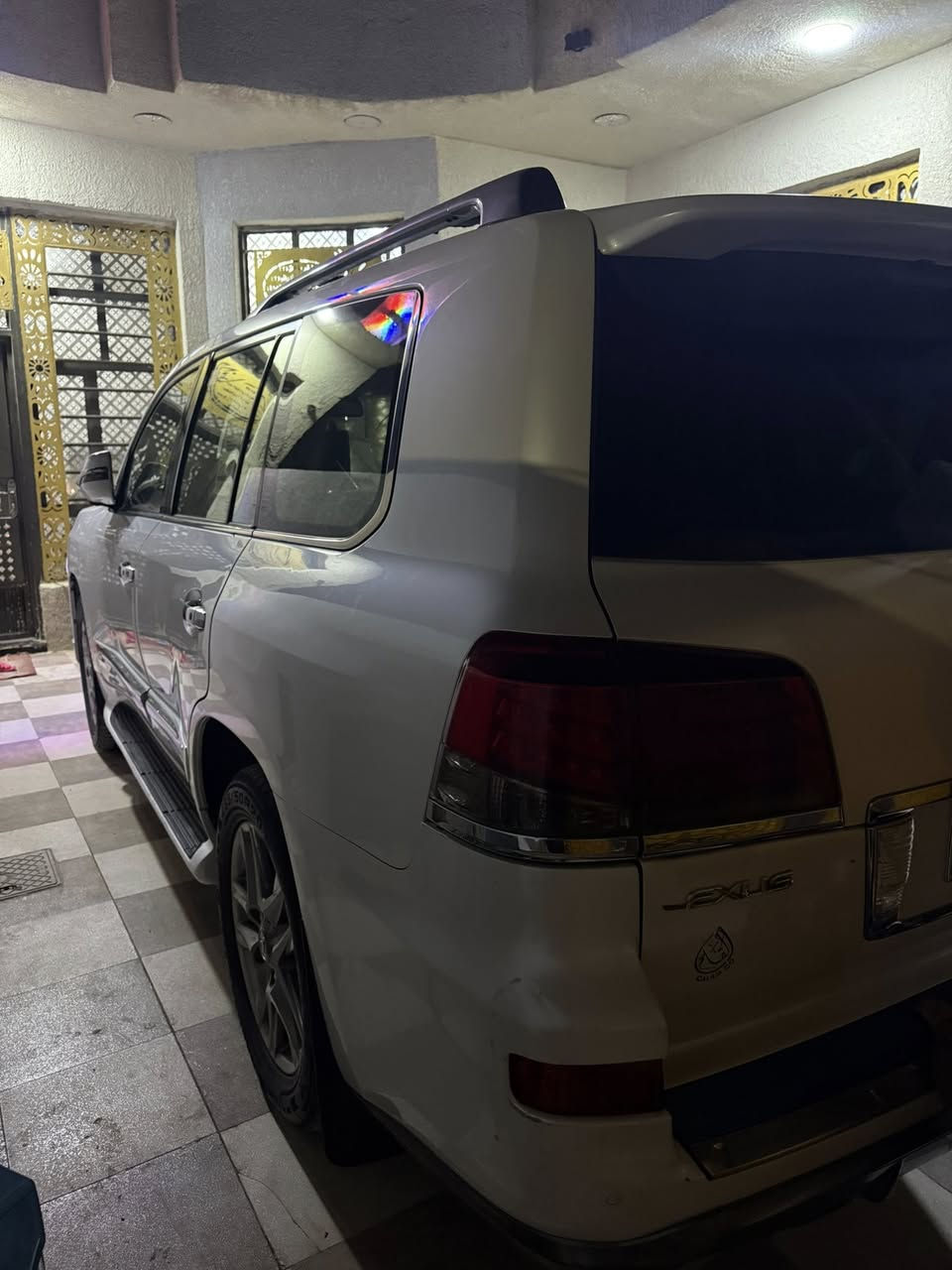 بيع مستعجل لكزز 2014رقم بغداد بيه قطعه صبغًً قيم بحك لله وخذ المو شراي لايخابر رجان  *********** مكان سياره بابل القاسم
