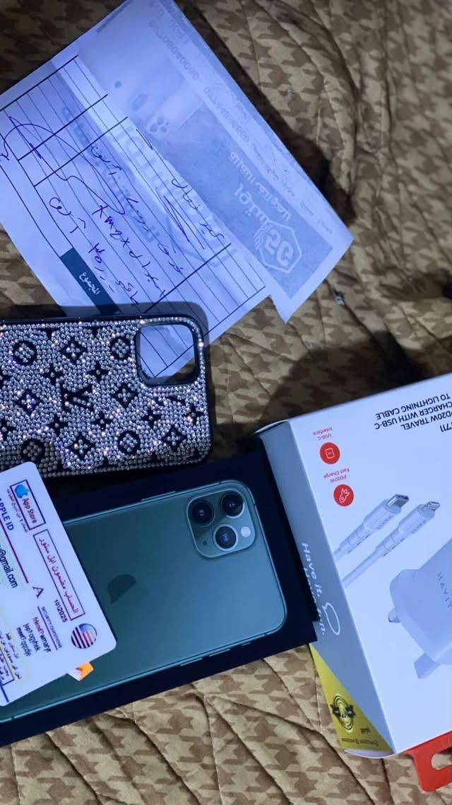 تلفون 11 برو زغير فقط فطر بلشاشه بسيط عنوان البصره أبو للخصيب
نهايه كلش 170 لحد يكسر لسعر 
***********رقمي
