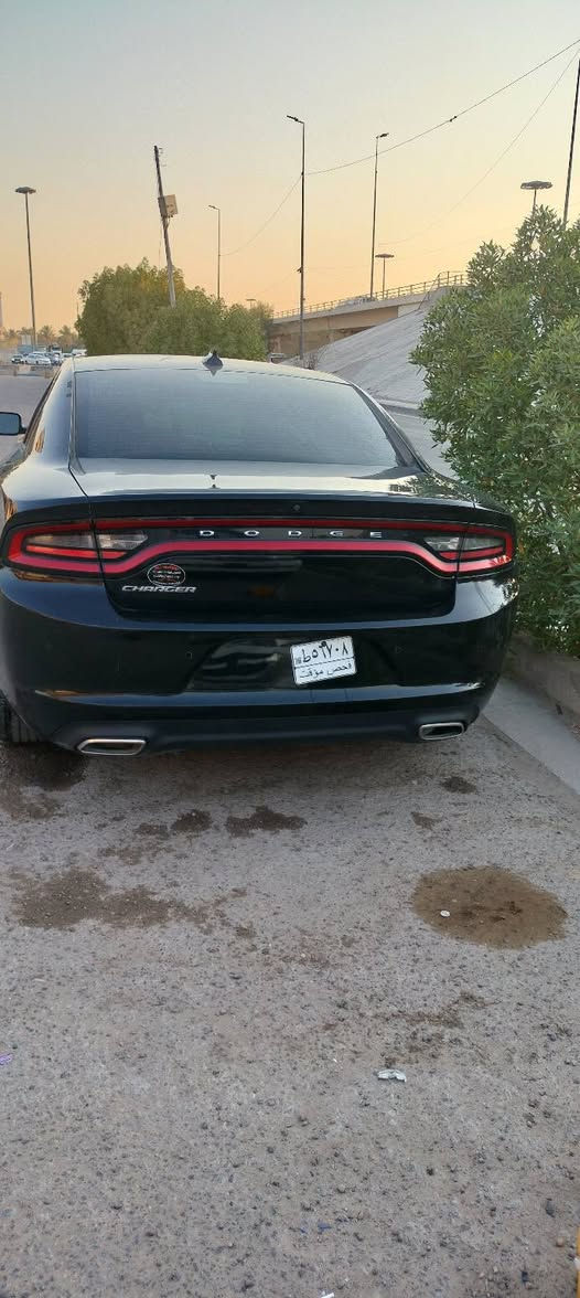 السلام عليكم
دوج جارجر موديل 2023 sxt اخر اصدار دخول جديد محرك 6 سلندر 3600 ماشيه 52 الف ميل السيارة حاليا بغداد باسمي تحويل ثاني يوم جاهزة تصليح درجة اولى الحادث كما موضح بالصور للاستفسار الاتصال على الرقم التالي السعر 210 وبيها مجال بسيط للشراي 
***********
