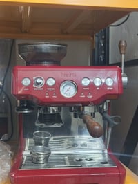 متوفر مستعمل نضيف جدا تواصل 07723273394