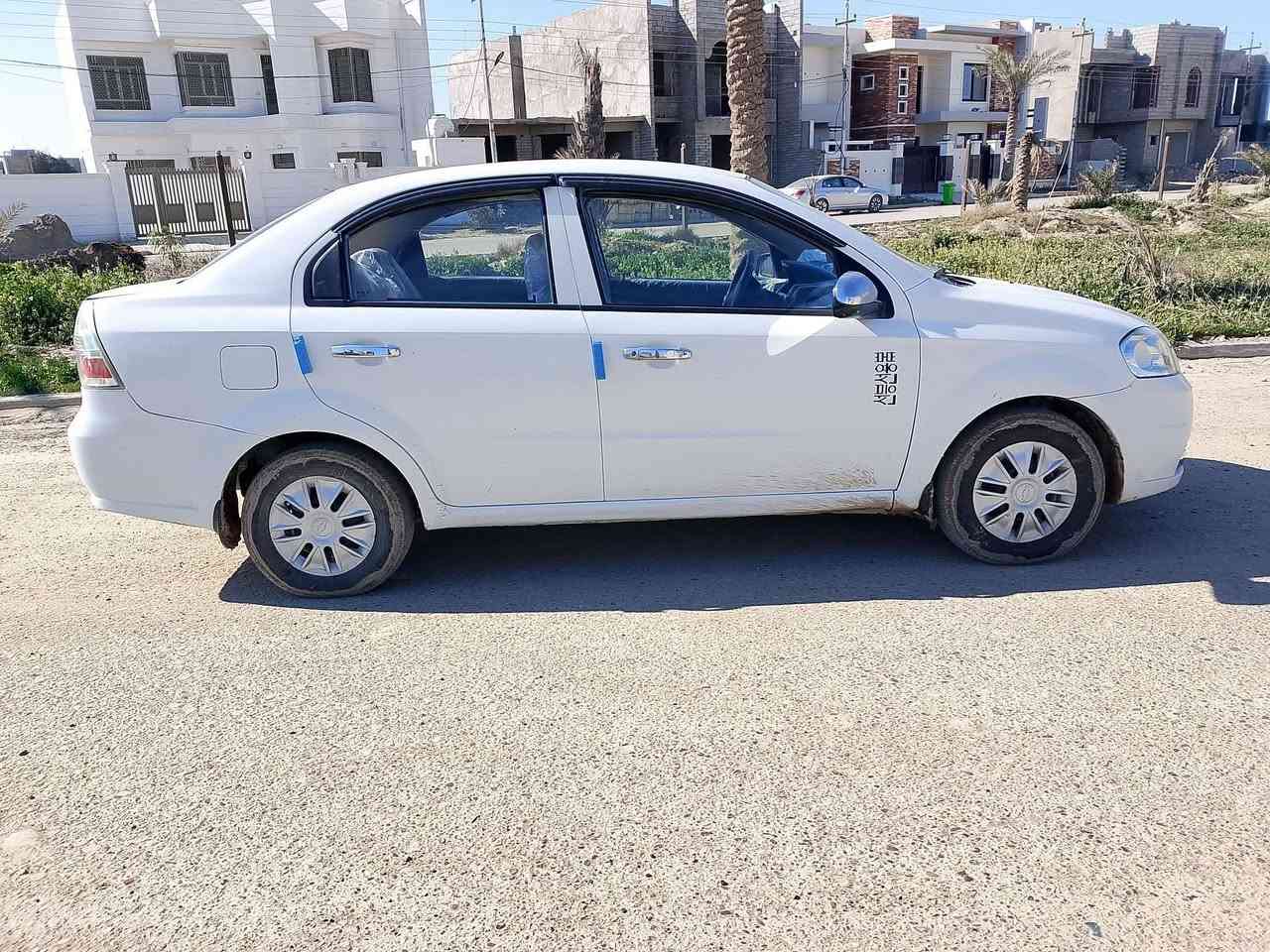 سلام عليكم
افيو للبيع  2011 خليجي رقم صلاح الدين انكليزي سنويه لل2028 محرك 1600مفتوح جديد شرط لاتنقيص ولاتبخير كير عادي شرط صدر نضيف زوج تايرات امامي جديد والخلفي 100/80 باتري جديد مشط  ستيرن جديد تدفئه وتبريد كهربائيات كلها شغاله 
ترايك لاخر نقطه بل عراق السعر 64$ وبيها مجال بسيط للشراي للاستفسار *********** اتصل وبيك خير وتدلل مكاني سامراء
