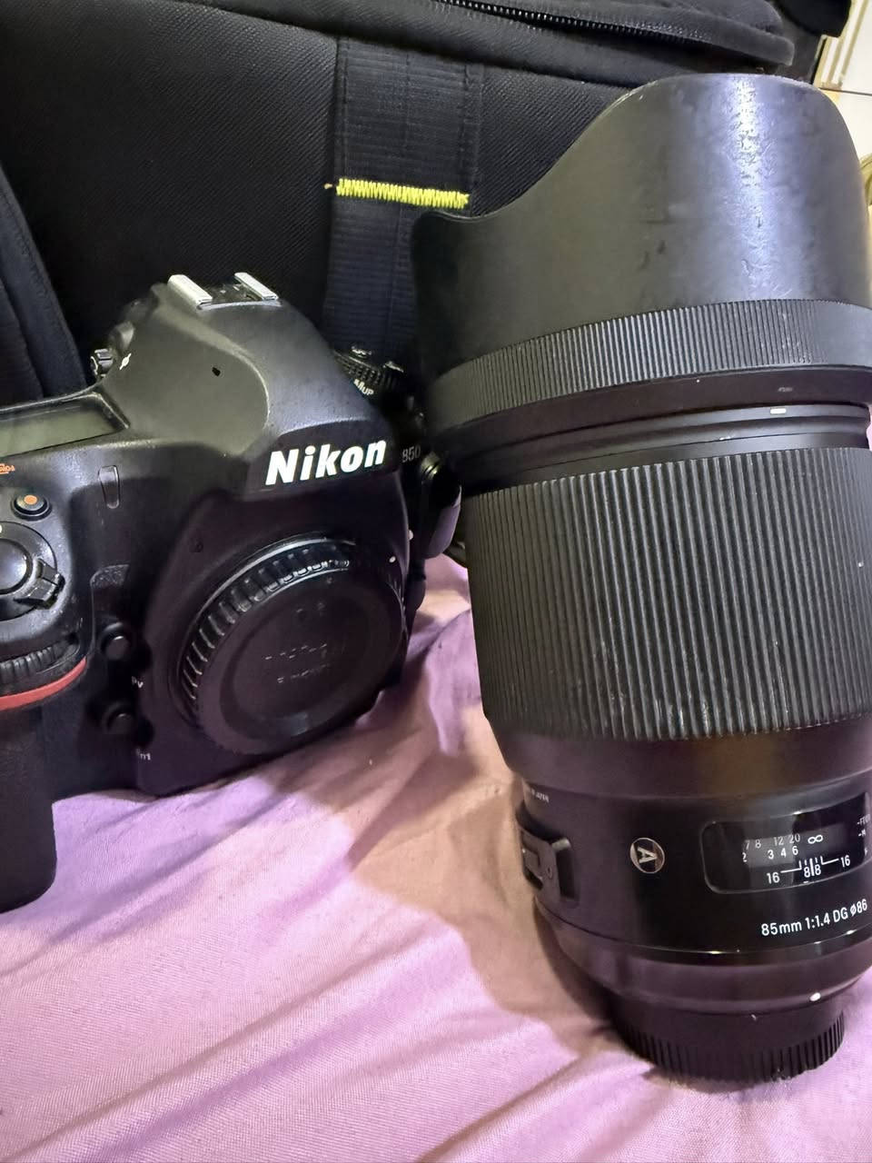 معدات للبيع 

Nikond850
عدسة 24-70 sigma art f2.8
عدسة 85 sigma art f1.4

للاستفسار ***********
