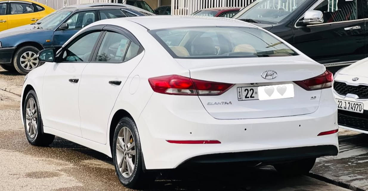 السلام عليكم النترا 2017خليجي السعر 140 وبيها مجال بسيط
السياره فول ماعده بصمه
سلايت تبريد قطعتين
اشاير بلمري 
امري شفط سياره حلوه
مكينه2000
السياره بيها صبغ بلهلال الخلفي 
ماشيه 107
مكان السياره الموصل للاتصال ***********/***********
