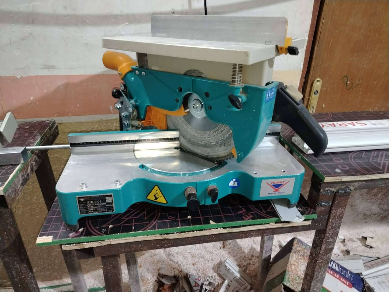 معمل متكون من3 قطع سنكل  الكاوية 2024مستعملة قليل  ول كتر  ول فارزة T بيها المنيوم  مستعمل قليل كلش  . مكان الديوانية استفسار.***********
