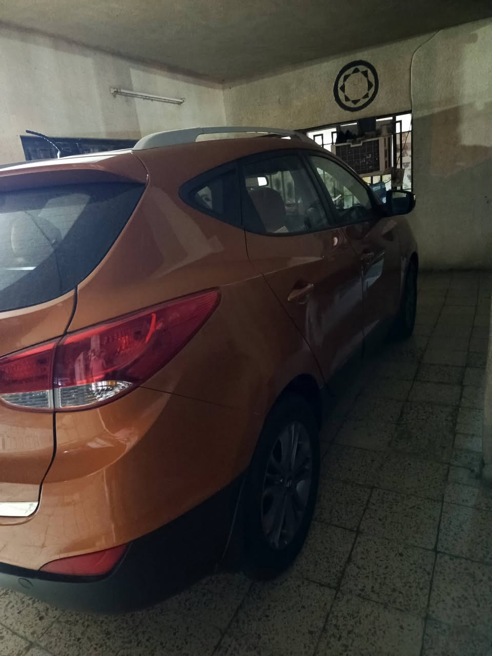 السلام عليكم  توسان ٢٠١٥ السياره مكفوله بدون صبغ كير محرك تبريد تخم تاير دوشمه كله جديد السعر ١٤٥مجال بصيط مكان بغداد التاجي اتصل  ***********
