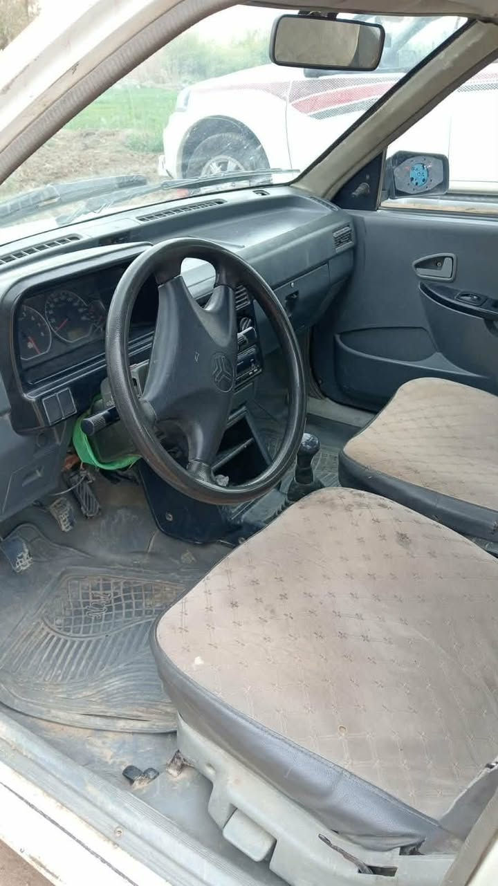 لسلا عليكم سايبا للبيع السياره جديد بس مغاسله  2011 رقم قادسيه سنويه صاقطه ب ٢٤ مكفوله مكينه كير حداديه تبريدتخم تاير كله جديد مداور ثاني يوم السعر 27 وبيها مجال  المكان النجف الاشرف مقابل قريه الغدير لاستفسار ***********مكلف بلنشر
