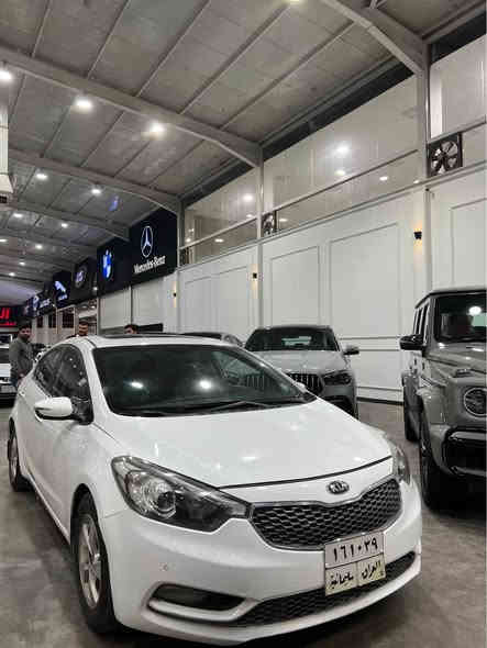 كيا سيراتو
سنة الصنع:2014
عداد المسافة 200 الف كم
وكالة خليجي 
صبغ ٤ قطع صفحة السايق
كير مكينة كفالة
بدون ايرباك
مكينة 2000 دوش 
فول مواصفات
لمتد
تدفئة تبريد كشنات
بصمة+ فتحة سقف
رقم سليمانية باسمي
السعر 115 وبيها شي بسيط
الكاظمية جكوك
يتوفر بيع وشراء ومراوس
*********** بغداد
