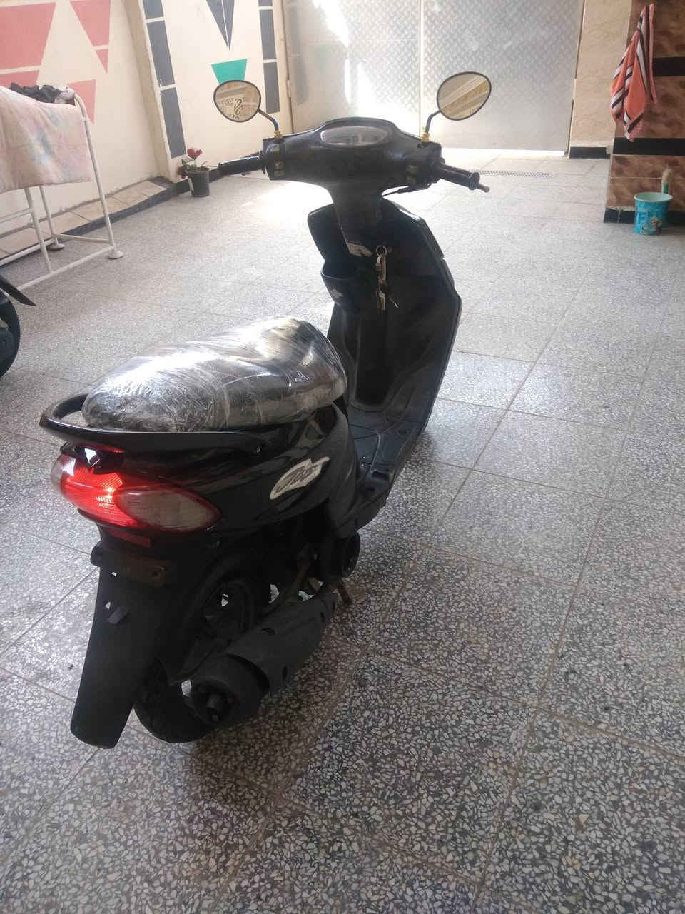 ماكس قجمه ياباني لوك جديد

نكره سلف هندر كهربائيات كلها شغال ابلاديه

شلعه ومعدل قويه

قفل ستيرن قفل جنطه دهن جديد

اوراقها كامله عنوان بغدأد كفائات العبيدي *********** 📞
