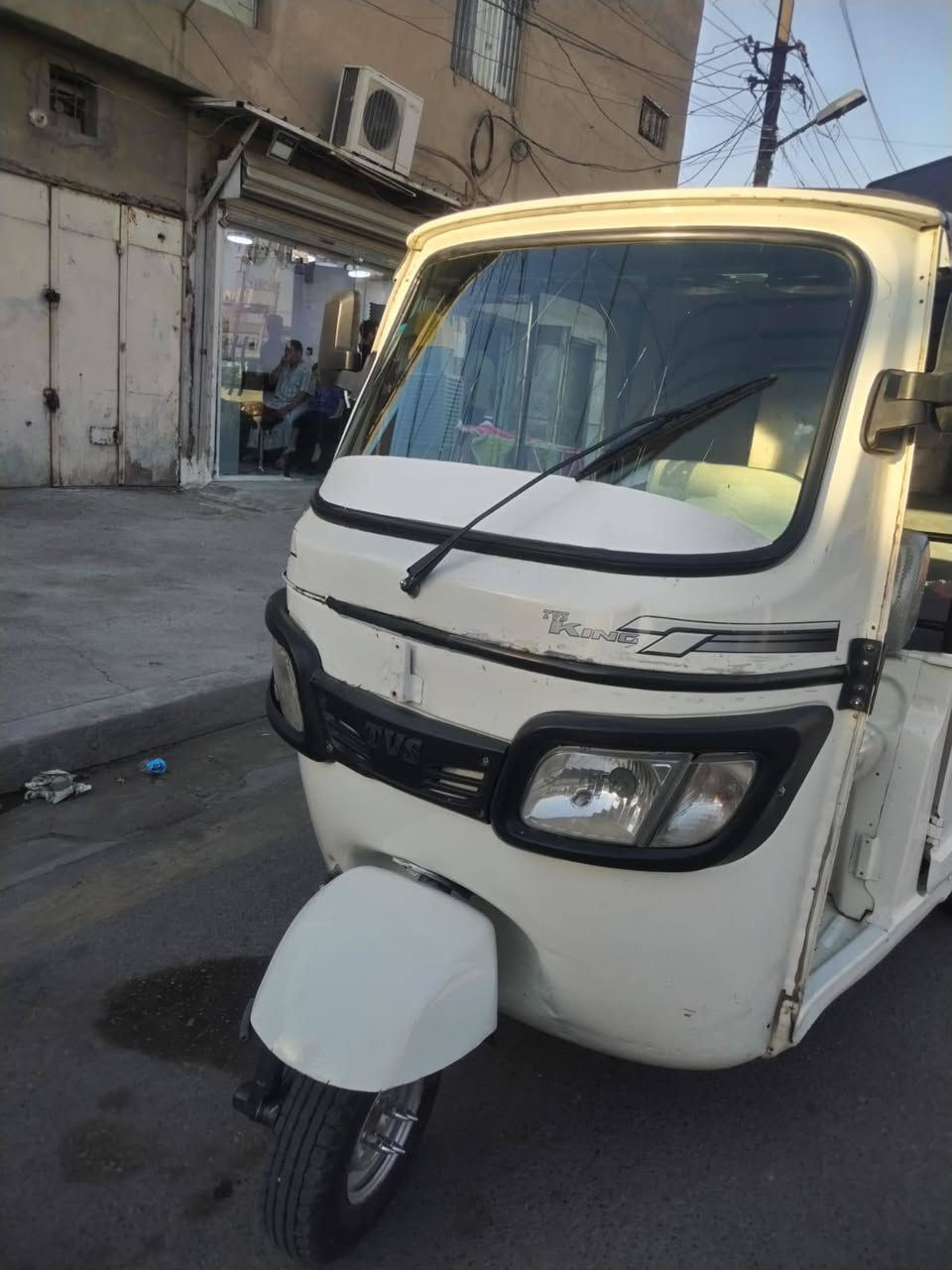 سلام عليكم تيفيس ٢٢ شهر ٣..  نضيفه بيه طخه بل لغد شبر ومعمر ورااجع طبيعي سعره 6800 وبيه مجال شي بسيط مكااني بغداد زعفرانيه..  رقمي ***********
