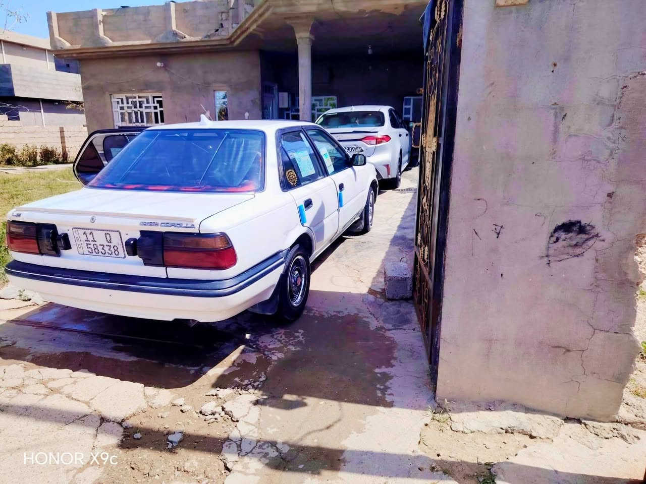 كورلاه بلادي محرك 1600 صبغ عام. جماليه فقط صدر75% تبريد تدفيه شغال رقم جديد شرط تحويل  سياره نفس مابل صوره بيع اومراوس حسب+ مكان سياره ديالى حمرين اخوان. اني مكلف يعني لا تراسلني اتصل ع رقم        ***********
