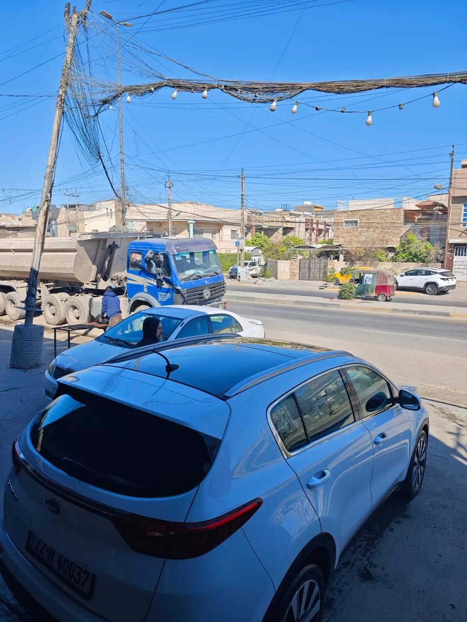 كيا سبورتج خليجي 2018 مكينه 2000 دوش بدون صبغ
سيارة نضيفة ماشية 150 الف وقابلة للزيادة 
فول مواصفات عدا الرادار بيهه بصمه وكشنات جلد  كهربائيه 
مكان السياره بغداد والسياره بأسمي تحويل مباشر 
للبيع او مراوس ويه راف 4 هايبرد 
سعرهه 180 
للتواصل
***********
