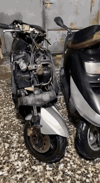 دراجه سكنس نثيه بوشهه 58دراجه سلف السعر ٥٠٠ وبيهه مجال الرقم 077333735...