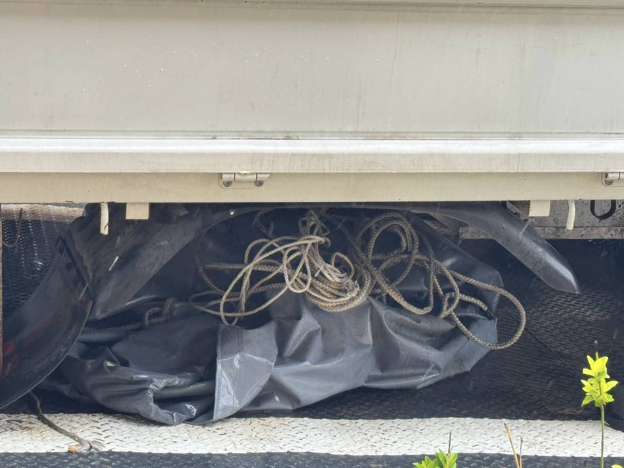 السلام عليكم بدي للبيع طول ٤ ونص
مال ٢٠٢٠ كامل حداديه جلال الحداد تانكي ثلاجات جادر مطري سيبايه سعر 25 وبي مجال بسيط بشرط البدي اي عيب مابي جاهز على ١٨٠ حبايه مابي اي عيب ولا بي دمار كلشي بي تمام ١٠٠ بل ١٠٠ مكاني سليمانيه رقمي ***********
