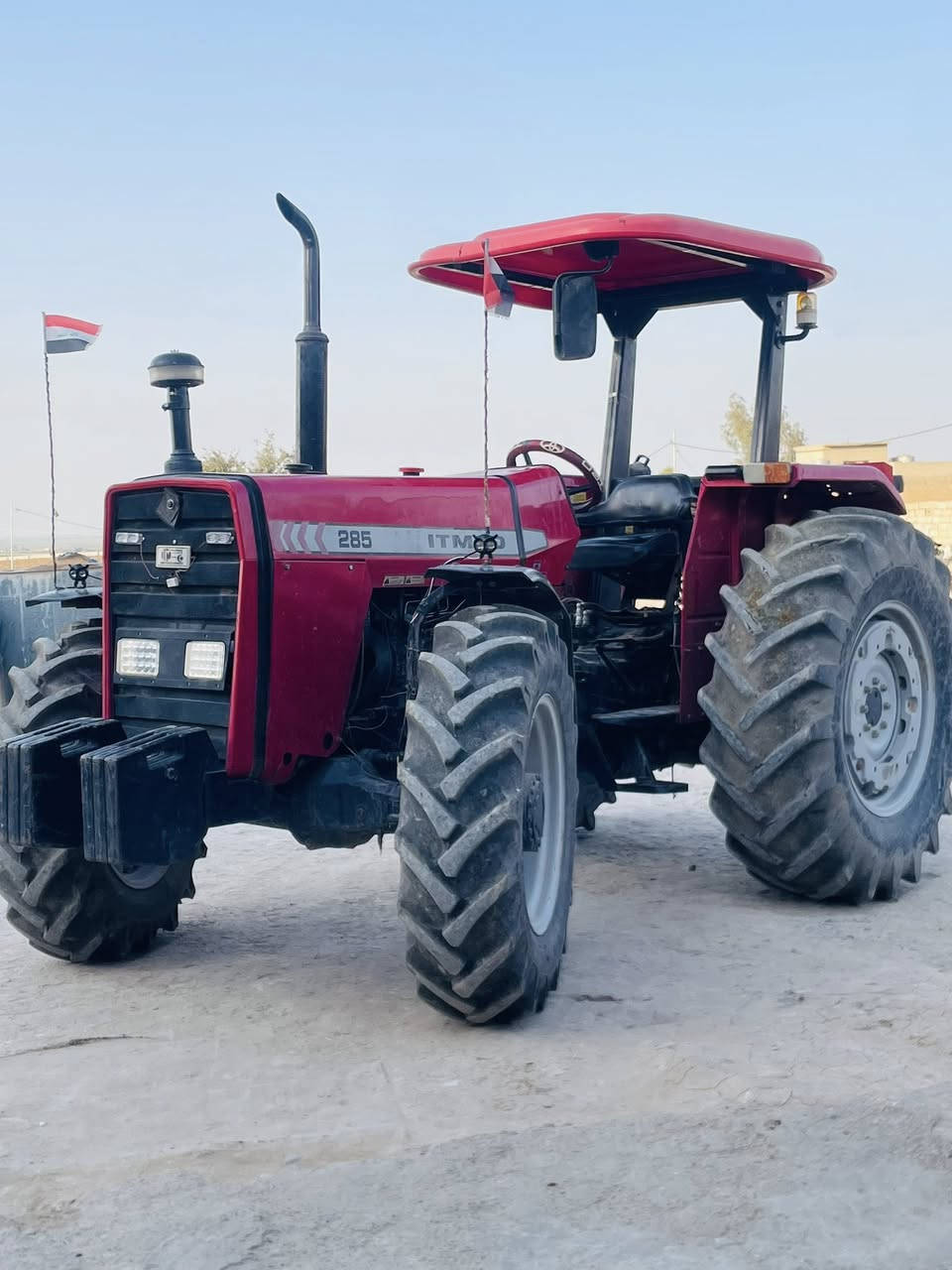 سلام عليكم تركتر فركسن إيراني موديل 2020البيع كير محرك اكسل كله شرط لا صرف ولا تنقيص كهربيات شغله سعر 130مكان كركوك قضاء دبس ما توجد عل فيس رقم تلفون ***********
