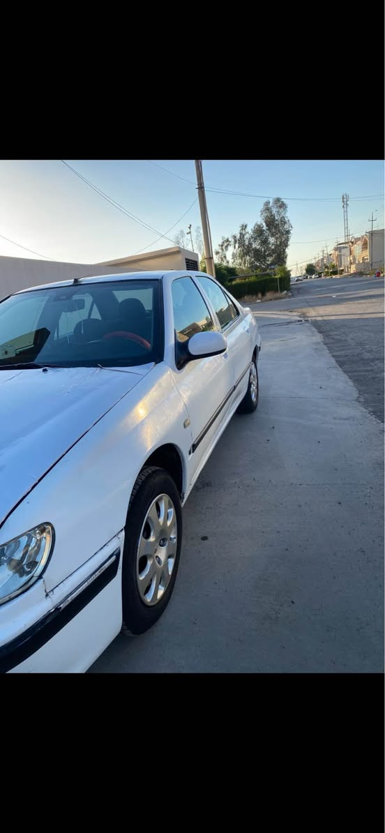 السلام عليكم بيجو 406 موديل 2001 رقم انكليزي جديد سنويه بسمي مكينه مال حاويه جديده كير صار شهرين من بدلته جديد تبريد فول دبلات خلفي جديد حداديه اماميه جديده درايم شفت جديد سياره مصبوغه حزام وبنيد مبدله لن طاير على قماره وقماره موضحه بل صوره  بيع او مراوس سعر 35 وبيها مجال رقمي عنواني بغداد *********** بغداد, العراق
