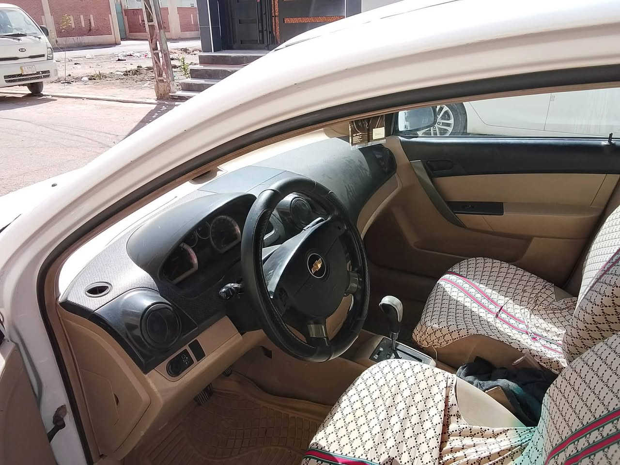 سلام عليكم ورحمه الله وبركاته
افيو موديل 2009
رقم نجف شرط مداور راعيه هم بل نجف 
سنويه 27ما صاقطه 
مكاني نجف سياره محرك مفتوح  1400 المرغوب 
كير اتوماتيك 
تبريد ثلج 
سياره مكفووله من تبديل بيه صبغ مينين او مكانين او 3 بيه بيه طخه بل حوض بصيطه كلش مكفوله من شواصي وتكم ولغود سياره جهازه كبل لشارع مال جناي السعر 63بيه مجال كلش قليل تخم تايره حداديه باتري كهربايات كله جاهزه 
‏‪0787 955 1040‬‏اتصال بيك خير ودلل
