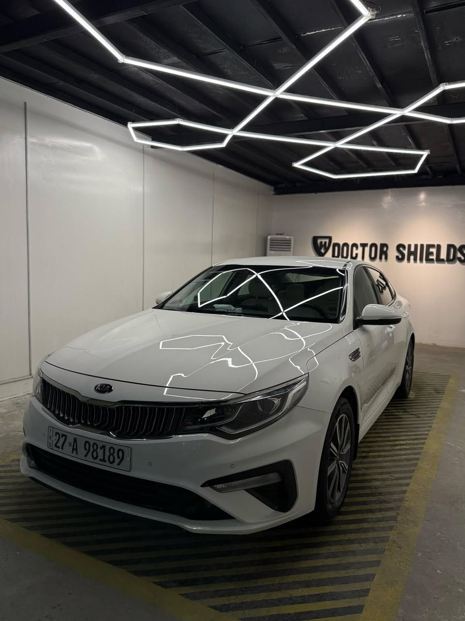 بعد اذن الادمن عندي اوبتما 2020 للبيع محجوزه استقطاع مباشر تخلص سنه 27 شهر 8 بيها بي دي ار خشم البنيد والجاملغ سياره جديده على ايدي اخذتها زيرو وهسه ماشبه 87 الف اريدها 195 وبيها مجال بسيط مكاني الناصريه 
***********
